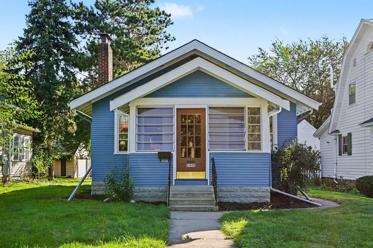 1480 Albert ST N, Saint Paul, MN 55108