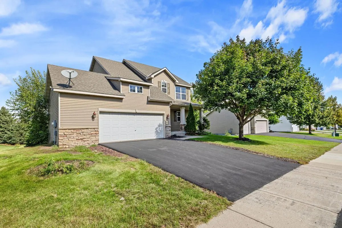 1096 Danube AVE, Shakopee, MN 55379