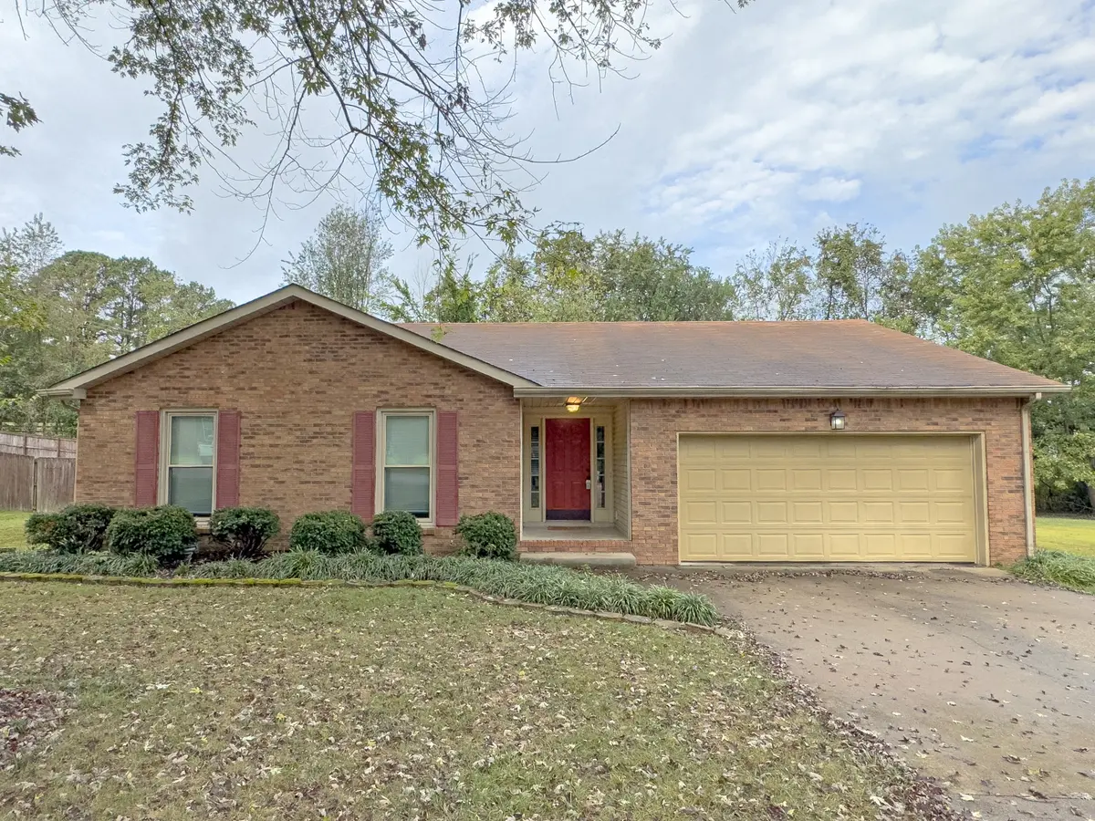 2202 Kim Drive, Clarksville, TN 37043