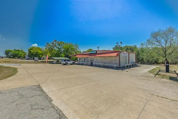 2090 Hwy 276 Highway, East Tawakoni, TX 75472