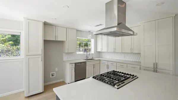 6404 Shoal Creek BLVD, Austin, TX 78757