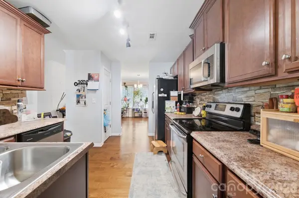 7012 Palatine LN, Charlotte, NC 28214