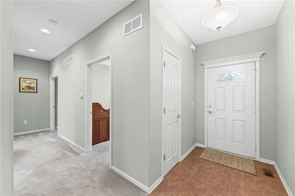 1005 Hidden Meadows DR, Paola, KS 66071