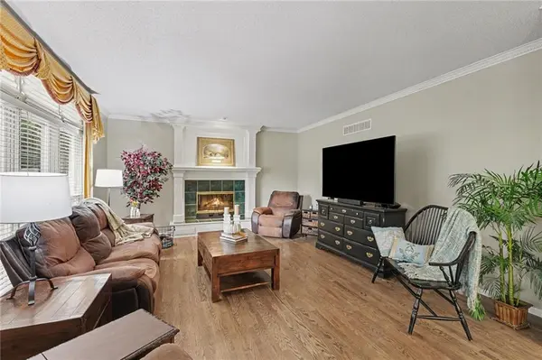 5304 Mullen RD, Shawnee, KS 66216