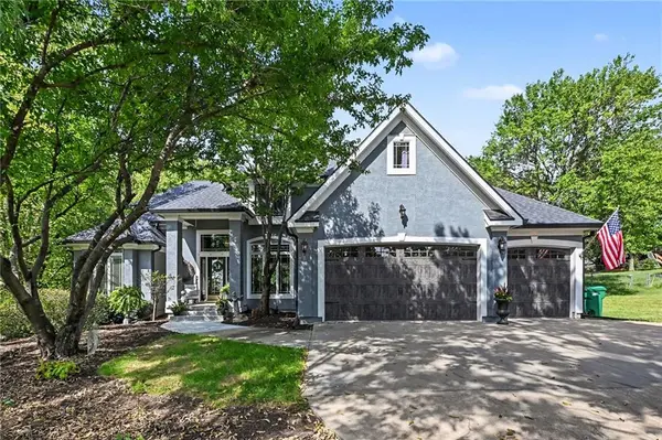 13810 Grove AVE, Bonner Springs, KS 66012