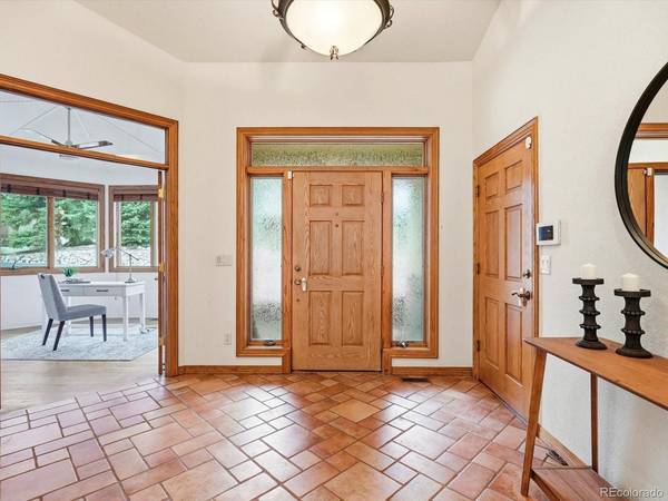 7144 Fox Paw, Littleton, CO 80125