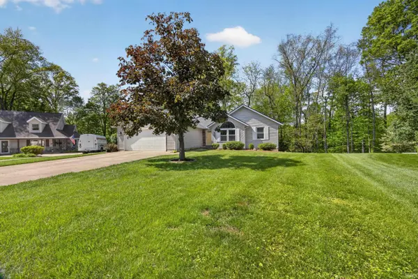 5118 N Echo BND, Bloomington, IN 47404