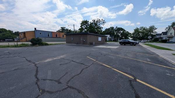 922 Division ST, Mishawaka, IN 46545-6607