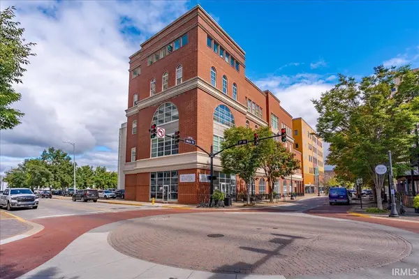300 Main ST #1-D2, Evansville, IN 47708