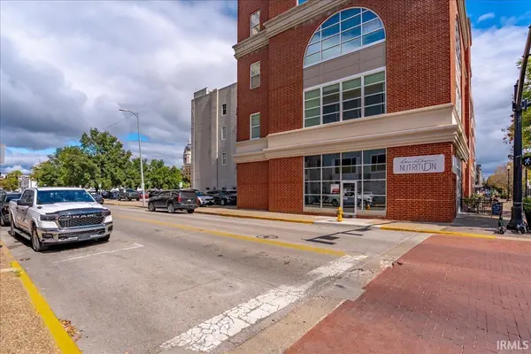 300 Main ST #1-D2, Evansville, IN 47708