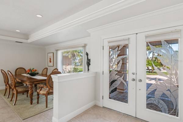531 N SPOONBILL DR, Sarasota, FL 34236
