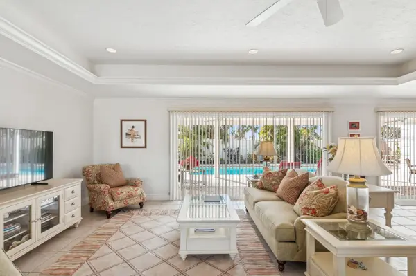 531 N SPOONBILL DR, Sarasota, FL 34236