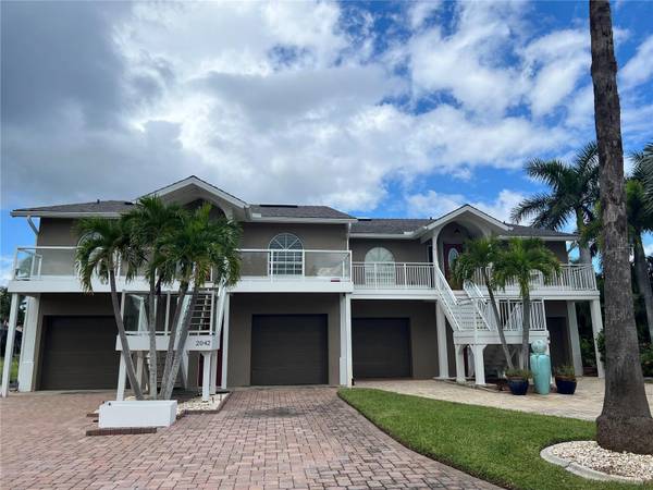 2042 MATECUMBE KEY RD, Punta Gorda, FL 33955