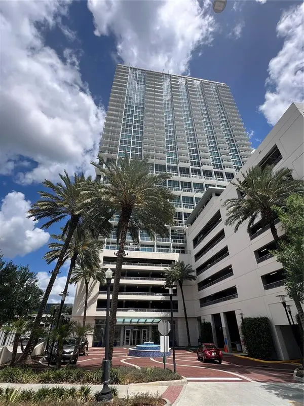 150 E ROBINSON ST #24B, Orlando, FL 32801