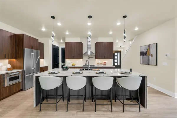 1910 CLOVERLAWN AVE, Orlando, FL 32806