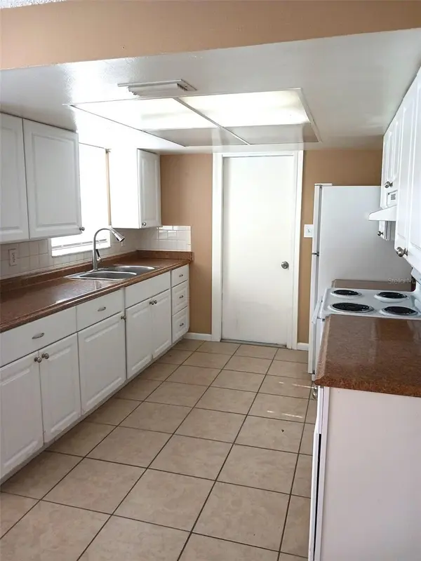 1515 SWORDBILL DR, Holiday, FL 34690