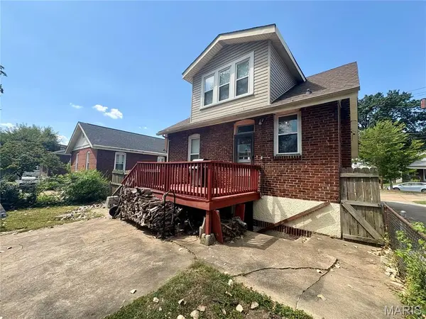 2256 Yale AVE, Maplewood, MO 63143