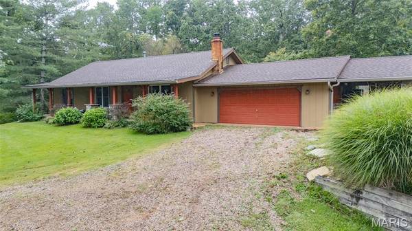 47 W Nottingham CIR, Sullivan, MO 63080