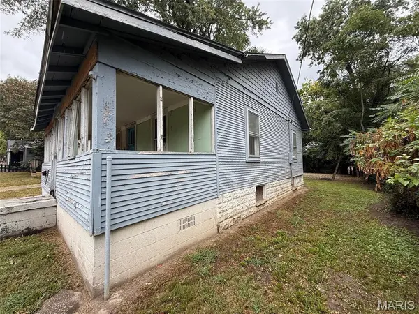 3516 Thomas AVE, Alton, IL 62002
