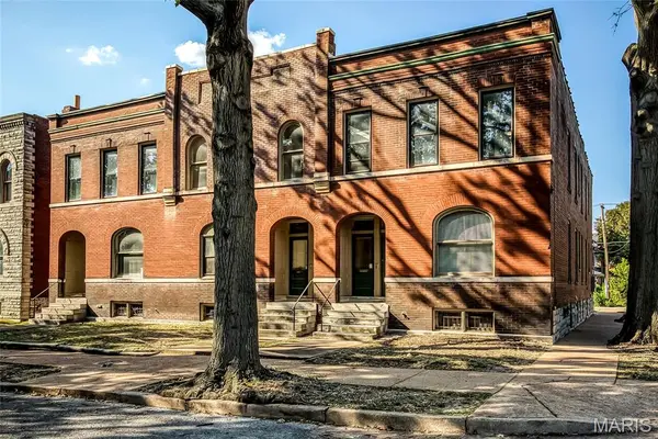 3805 Shenandoah AVE #1st floor, St Louis, MO 63110