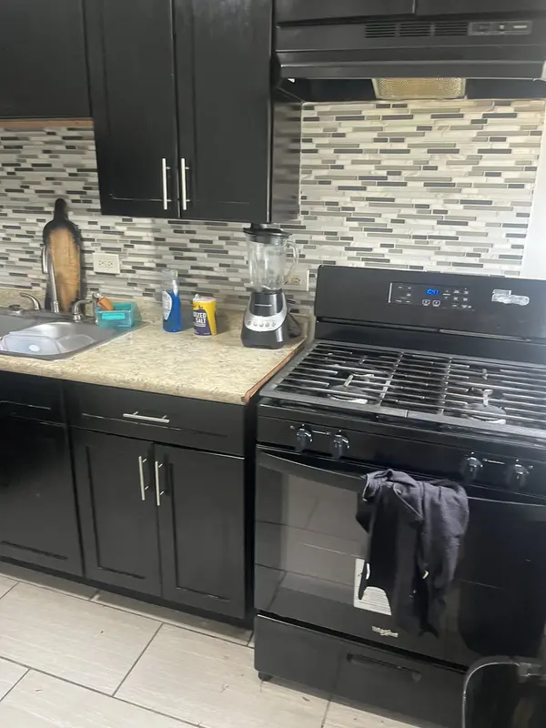 6342 S Vernon AVE, Chicago, IL 60637