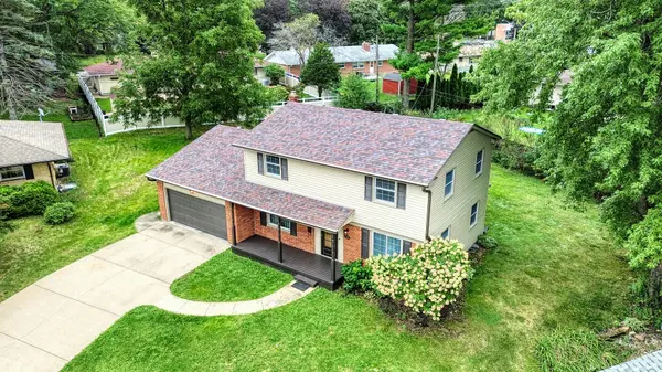 703 Larkfield CIR, Rockford, IL 61107