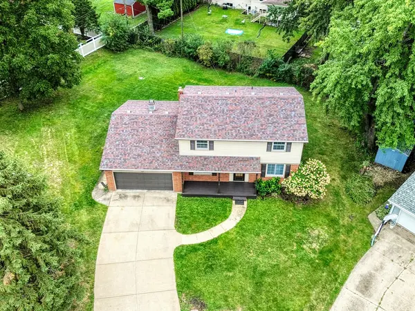 703 Larkfield CIR, Rockford, IL 61107