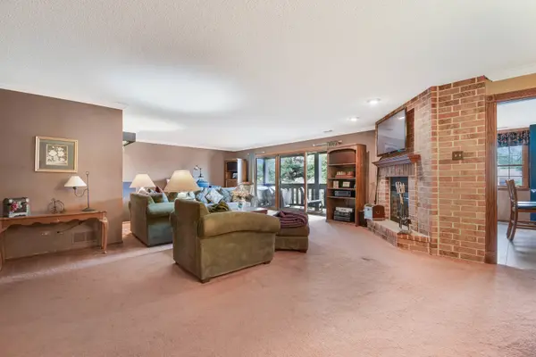 7834 W Foresthill CT #2CR, Palos Heights, IL 60463