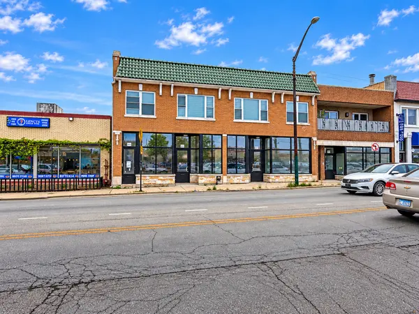 6411 W Irving Park RD, Chicago, IL 60634