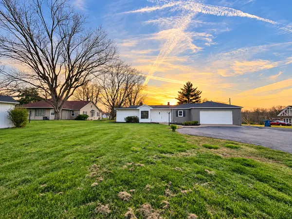 14652 N IL Hwy 37 HWY, Mt Vernon, IL 62864