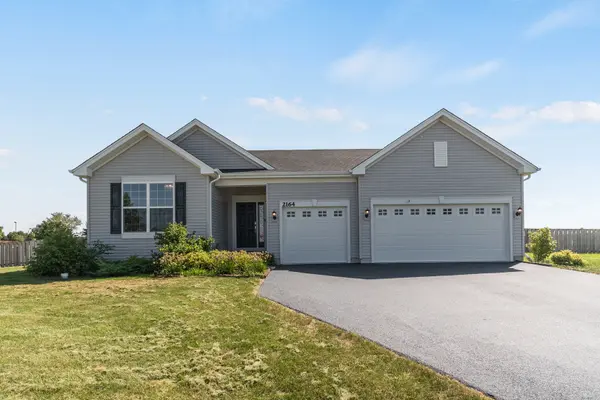 2164 Tremont AVE, Yorkville, IL 60560