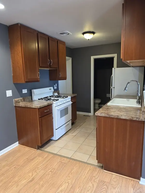 304 Creekside CT #304, Vernon Hills, IL 60061