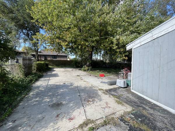 9940 Melvina AVE, Oak Lawn, IL 60453