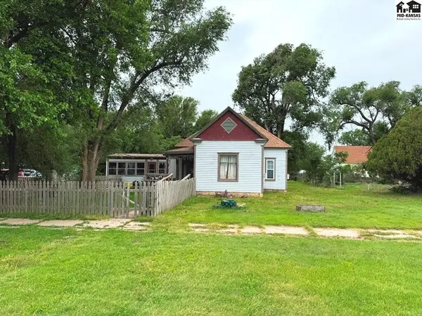 505 S Main St, Lewis, KS 67552