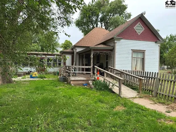 505 S Main St, Lewis, KS 67552