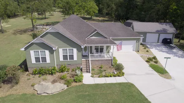 53 Cecil Johnson Rd, Mulberry, TN 37359