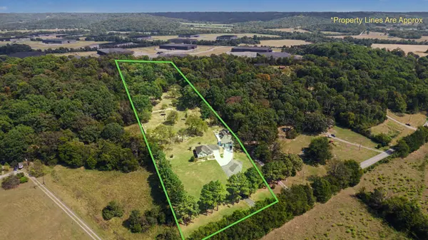 53 Cecil Johnson Rd, Mulberry, TN 37359