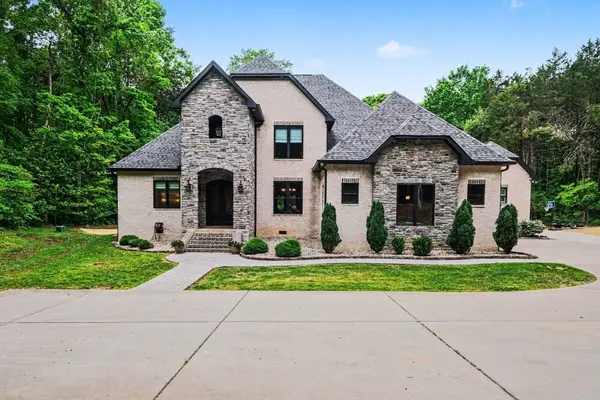 1850 Puryears Bend Rd, Hartsville, TN 37074