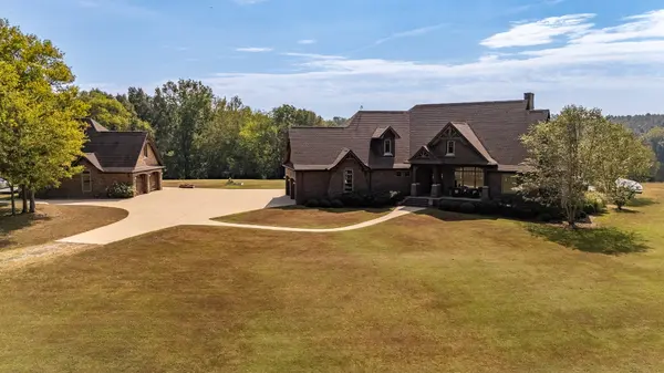 305 State Line Rd, Saint Joseph, TN 38481