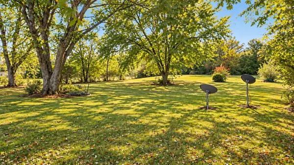 402 E Clouse ST, Mountain Grove, MO 65711