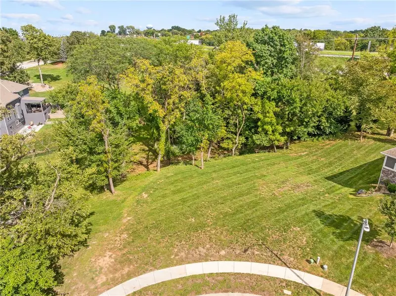1291 Mulberry CT, Liberty, MO 64068