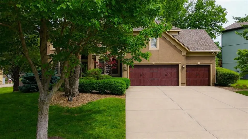 14329 Hayes ST, Overland Park, KS 66221