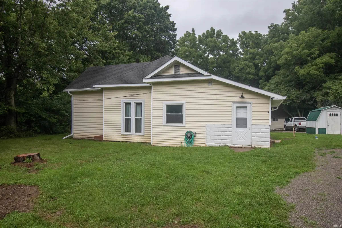 900 S Washington ST, Burlington, IN 46915