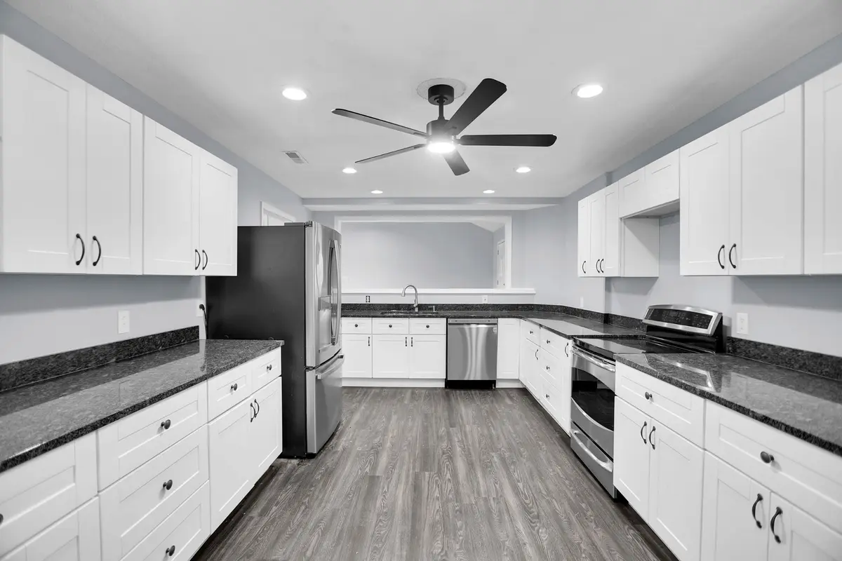 340 Brinkley Ln, White House, TN 37188