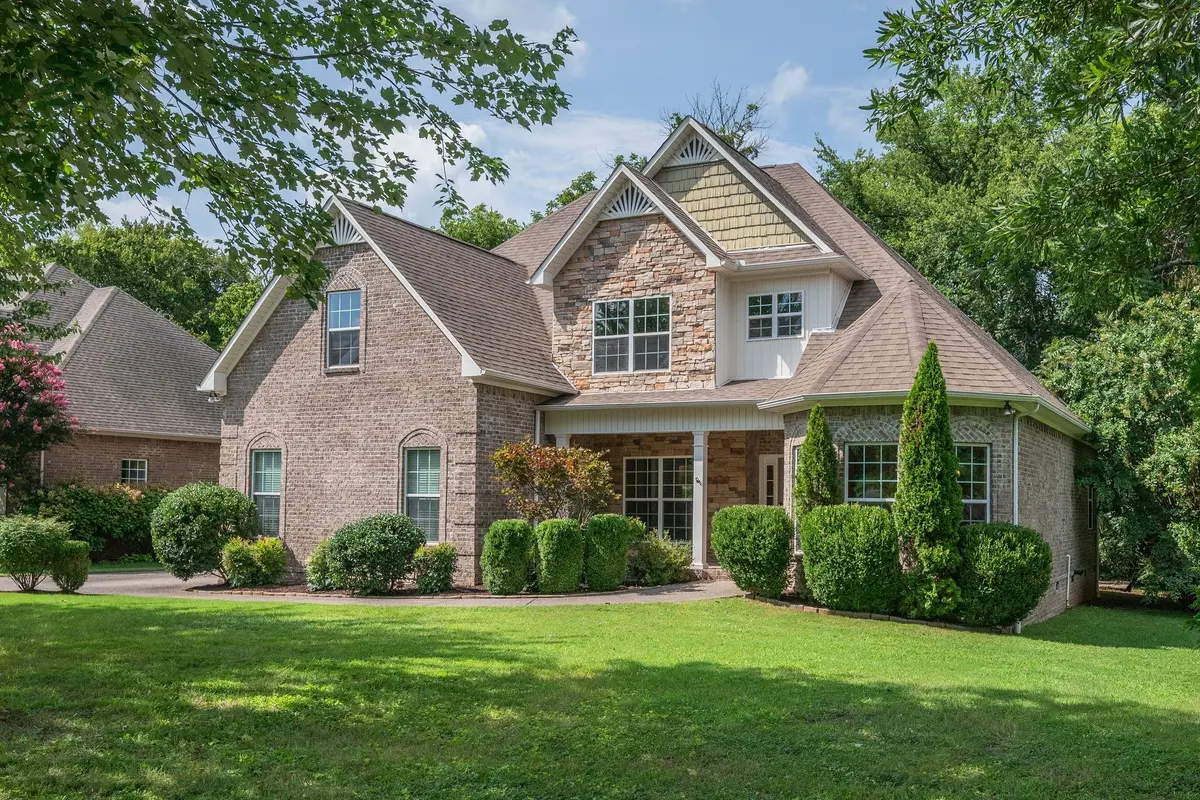 1000 Glessner Dr, Spring Hill, TN 37174