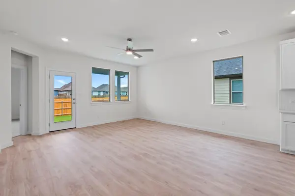 5721 Koshoa DR, Austin, TX 78754
