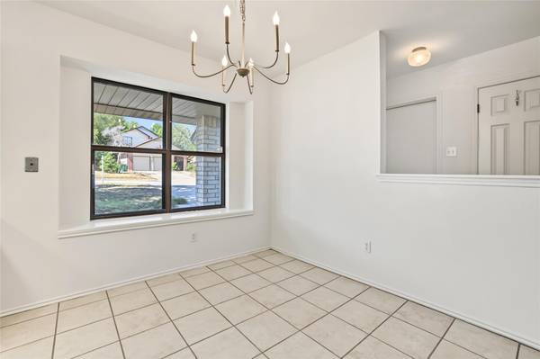1202 Ivybridge DR, Pflugerville, TX 78660
