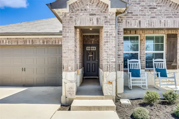 100 Contrada Grace LN, Hutto, TX 78634
