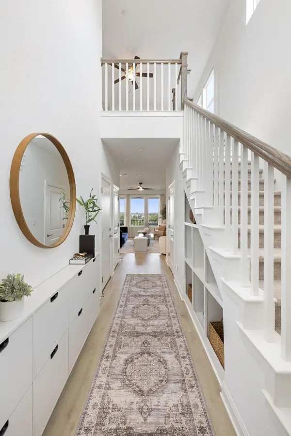 17316 Hattie TRCE, Austin, TX 78738
