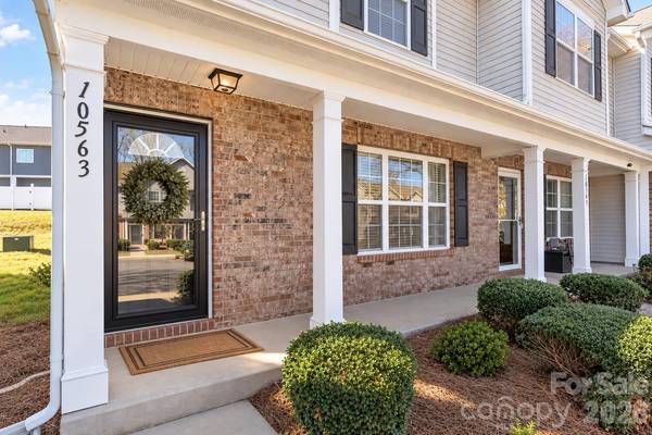 10563 Stoneacre CT, Pineville, NC 28134